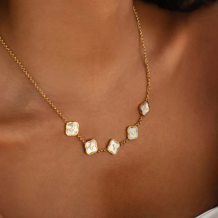 Clover Custom Name Necklace 3